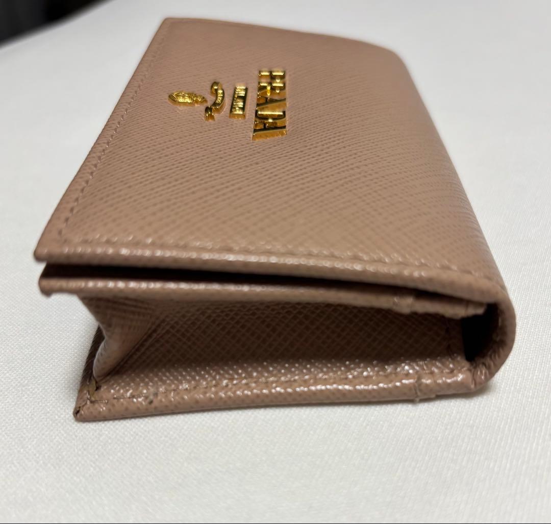PRADA ベージュ サフィアノ　レザー 名刺入れ