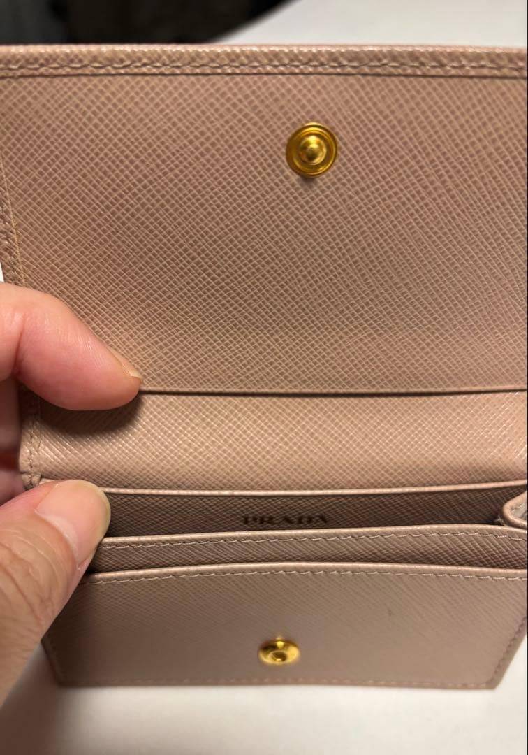 PRADA ベージュ サフィアノ　レザー 名刺入れ