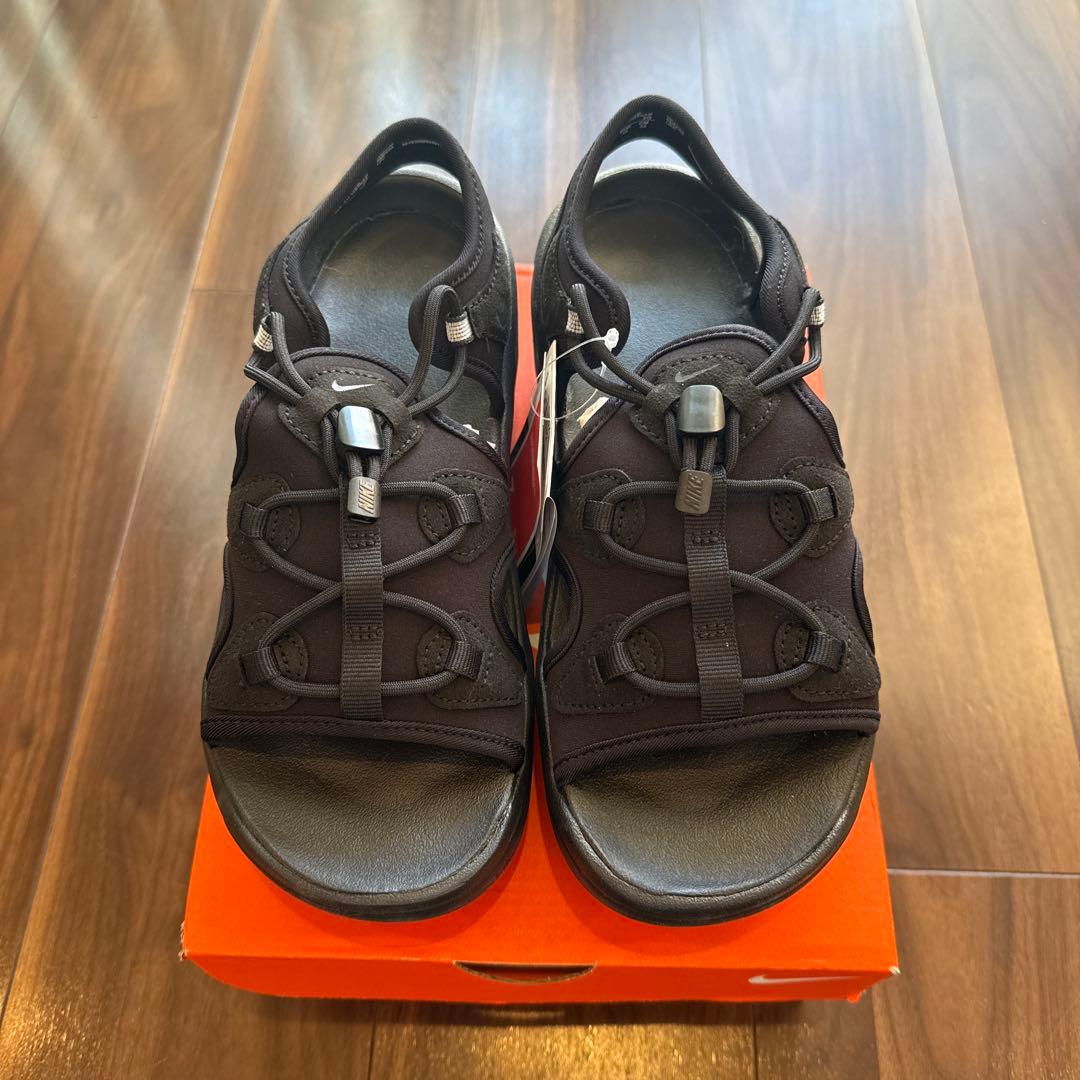 新品未使用　NIKE エアマックスココサンダル24㎝