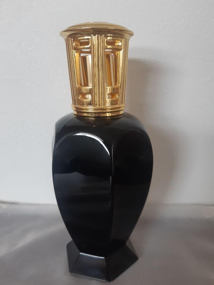 美品■ランプベルジェ　ランプ　ブラックラビリンス　アロマランプ