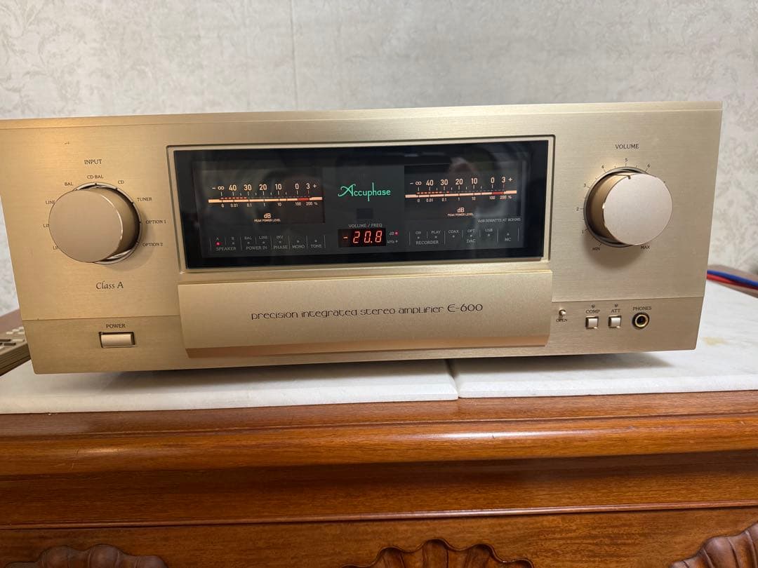 Accuphase E-600 プリメインアンプ　元箱有り