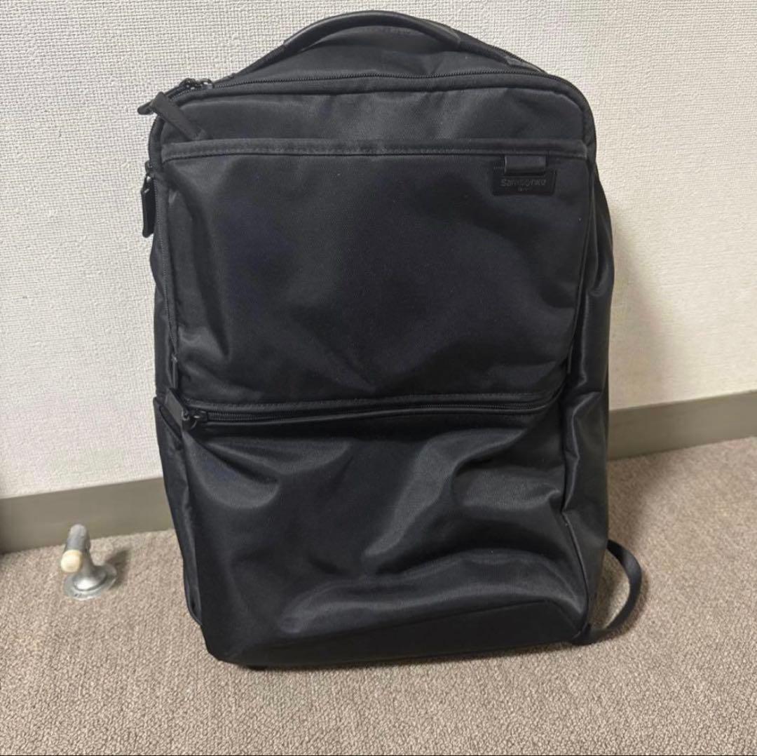 【美品】サムソナイト Samsonite デボネア5 ブラック バックパック