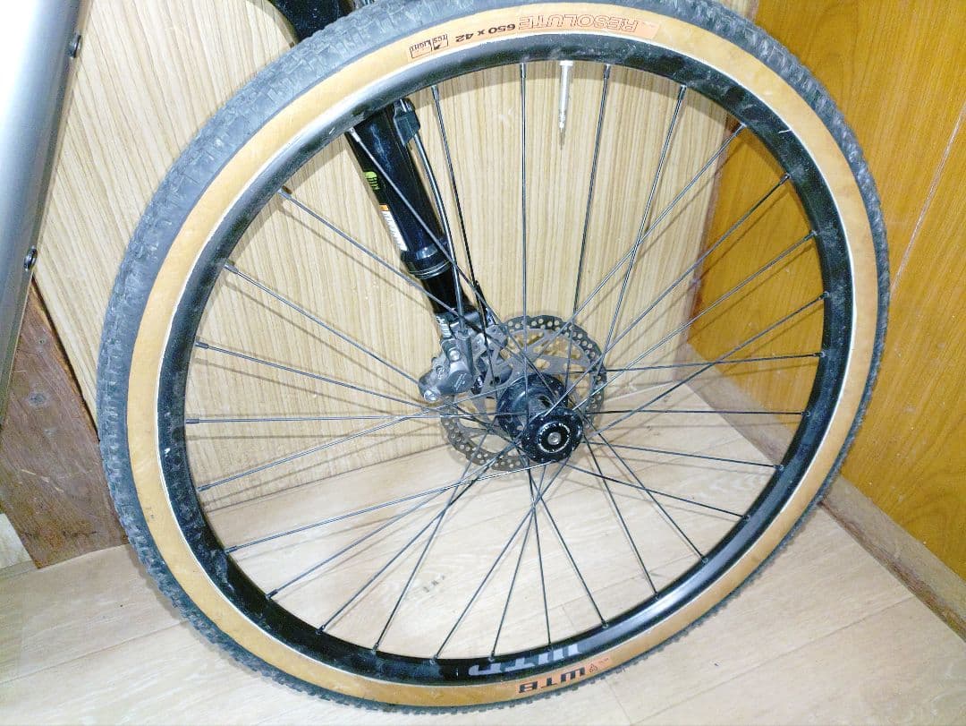 キャノンデール　トップストーンネオカーボンレフティ3　　グラベルロード