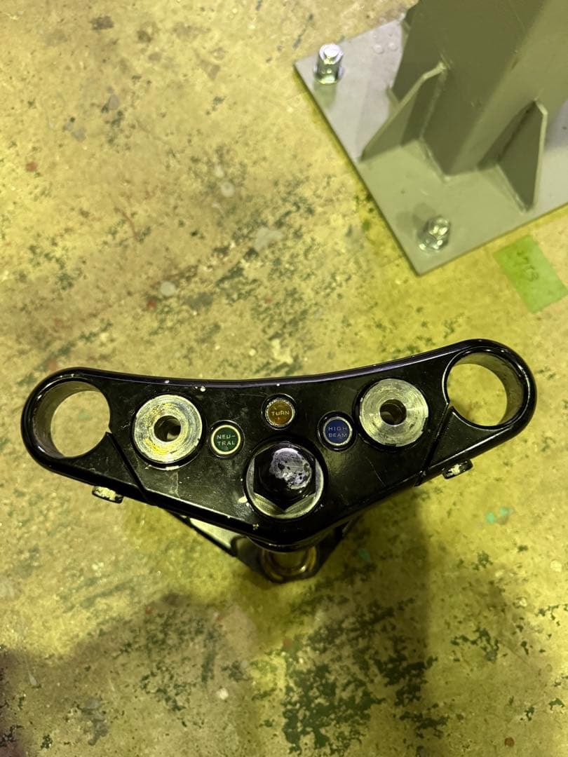 スティード400 トリプルツリー