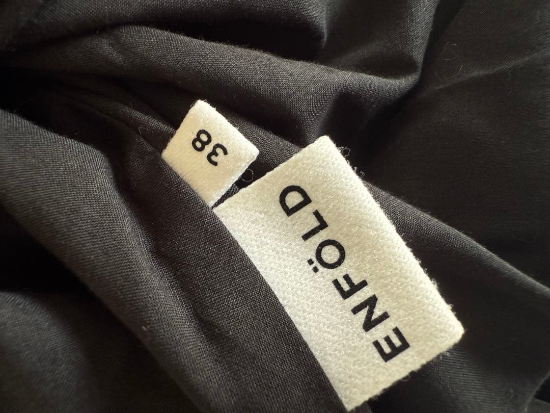 美品　ENFOLD オフショルダートップス　黒