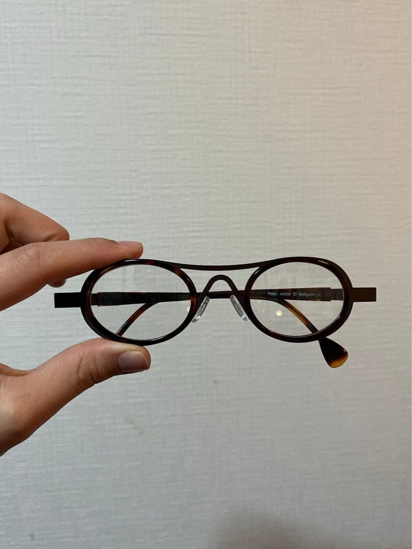 Theo victorファッション メガネ ケース付き