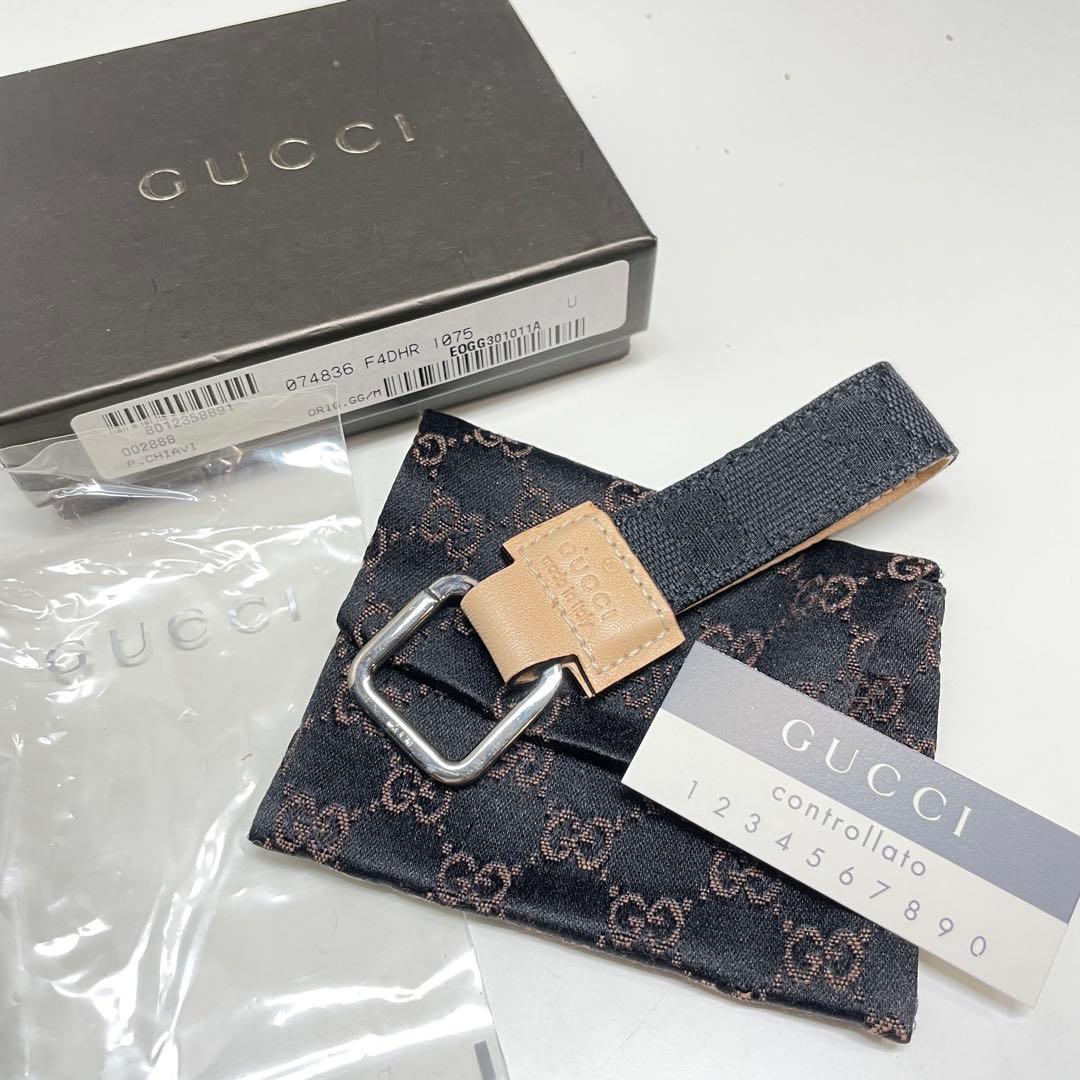 T*a様 未使用品　GUCCI キーホルダー・キーリング ブラック・ベージュ