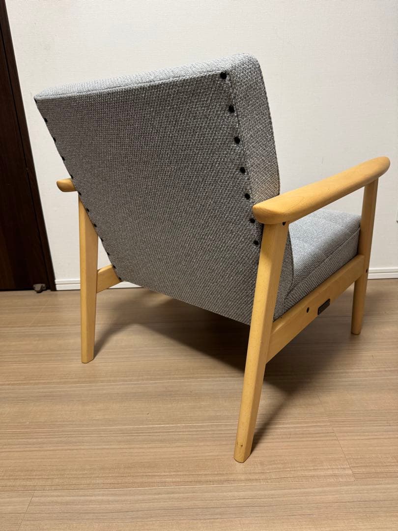 カリモク60 Kチェアー　1シーター　ミストグレー