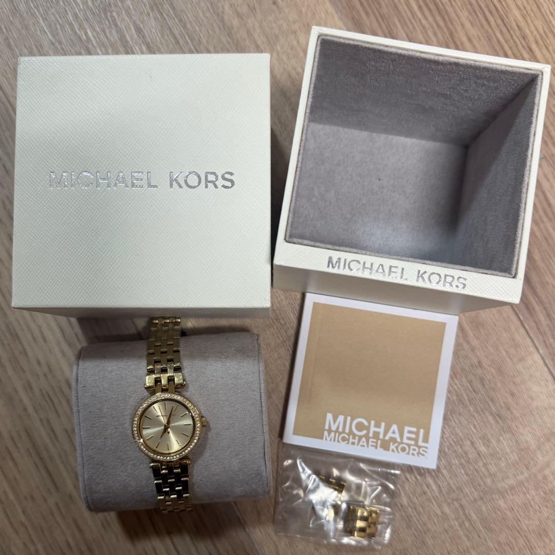 マイケルコース　時計　ゴールド