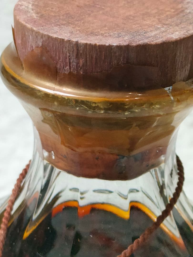 新品　未開栓　ポリニャック コニャック クリスタルボトル