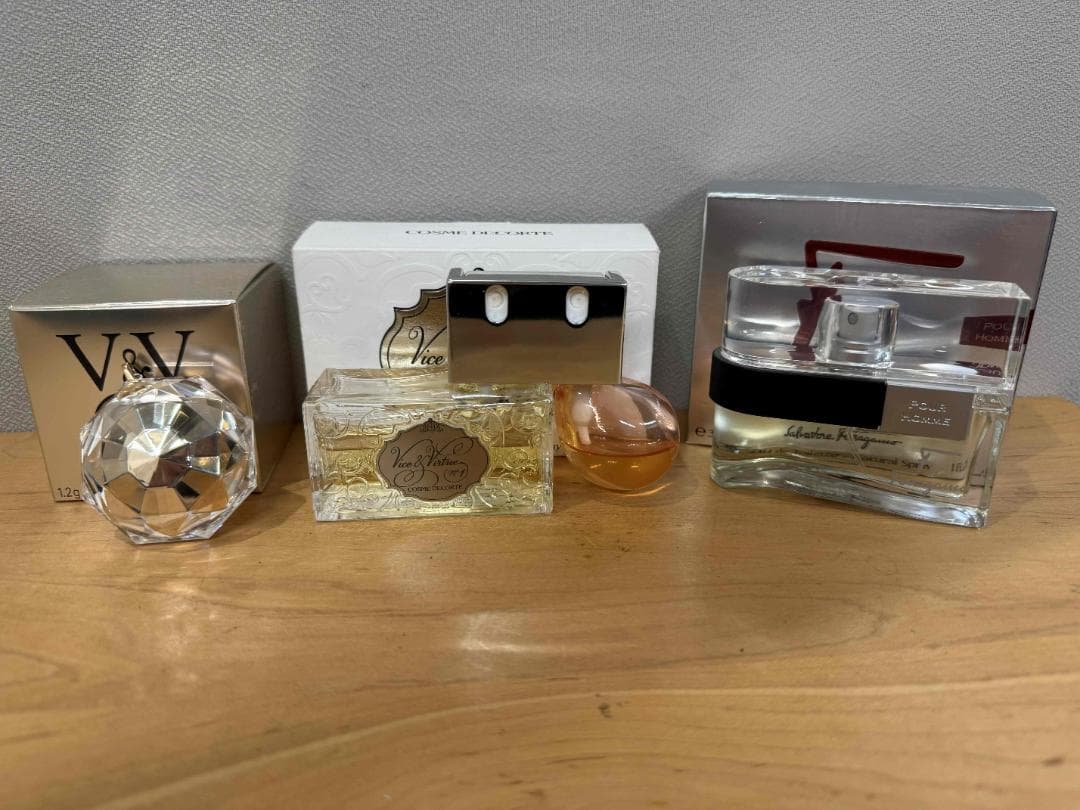 V＆V、KOSE、フェラガモ香水３本セット
