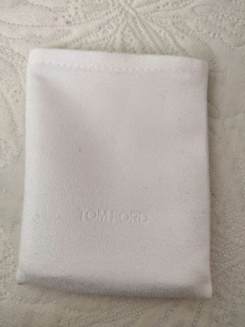 トムフォード アイカラー クォード 01Rローズ ティーズ アイシャドウ