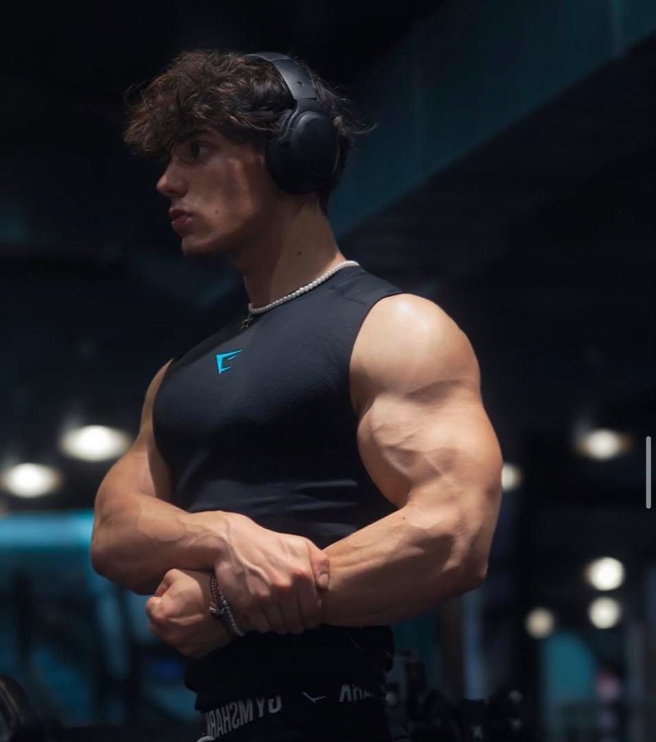 ま*と様  ONYX V5 Tank BLACK Size：M