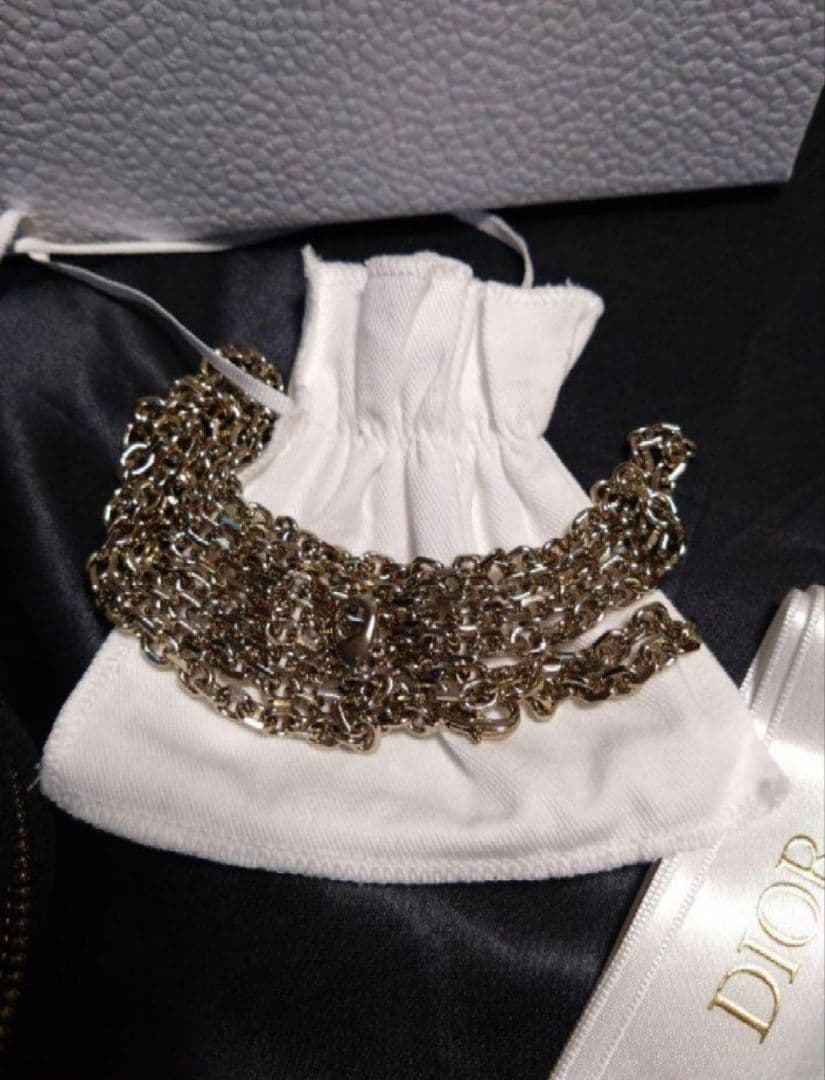 lou　　　　　　　【美品】Christian　Dior　フォンホルダー