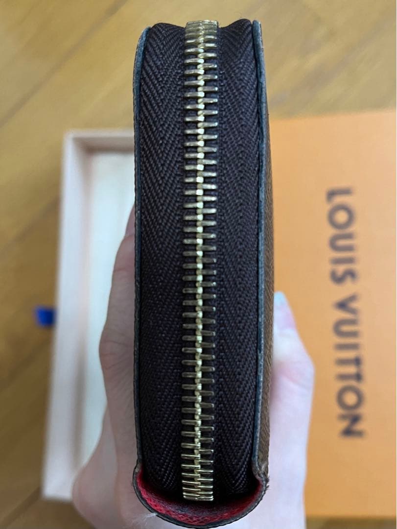 LOUIS VUITTON ルイ・ヴィトン 財布 長財布 ジッピー・ウォレット