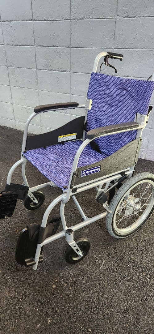 折りたたみ式介助用車椅子 紫色