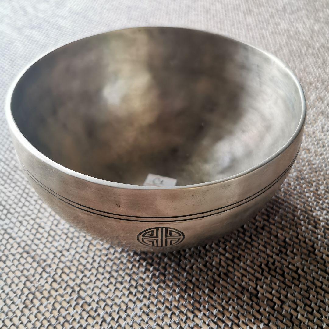 フルムーンボウル 直径16cm、高さ8cm、741g (Cコード、第2チャクラ