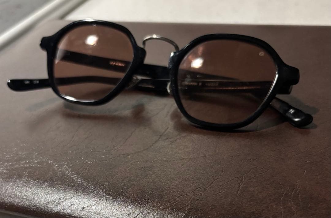 ayame ラウンド型サングラス 黒　MATTERHORN