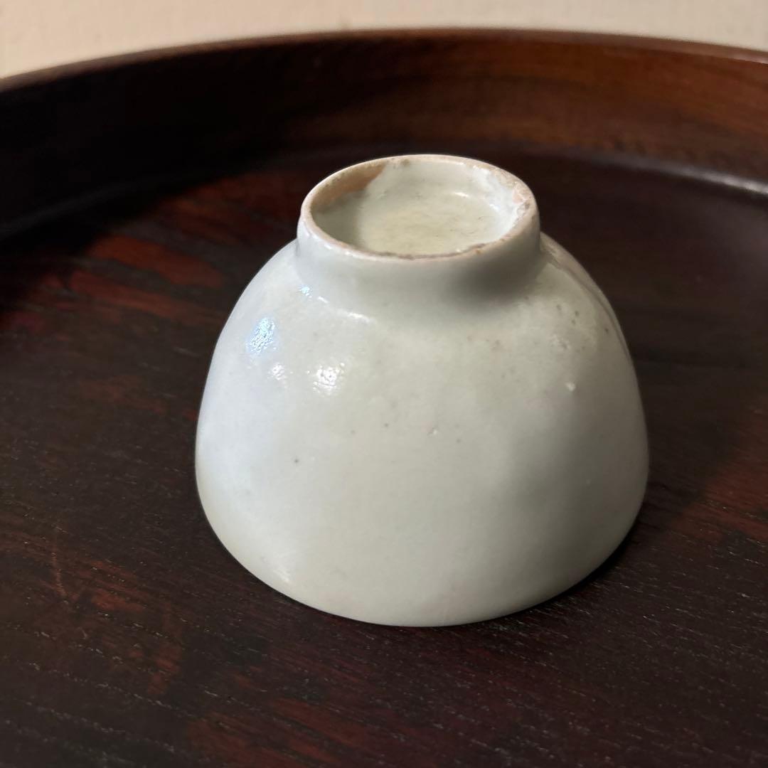 李朝盃　白磁　堅手　ぐい呑み　骨董　アンティーク.古美術.骨董.酒器.韓国骨董.