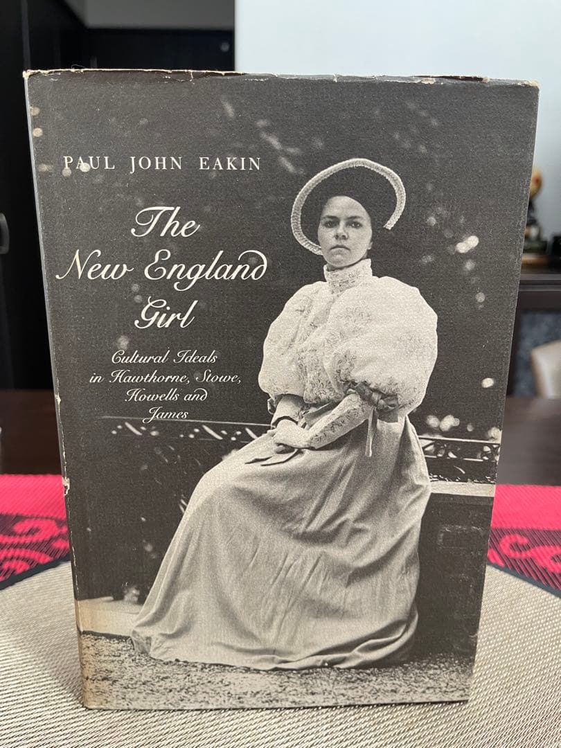 洋書 The New England Girl by Paul John Eakin