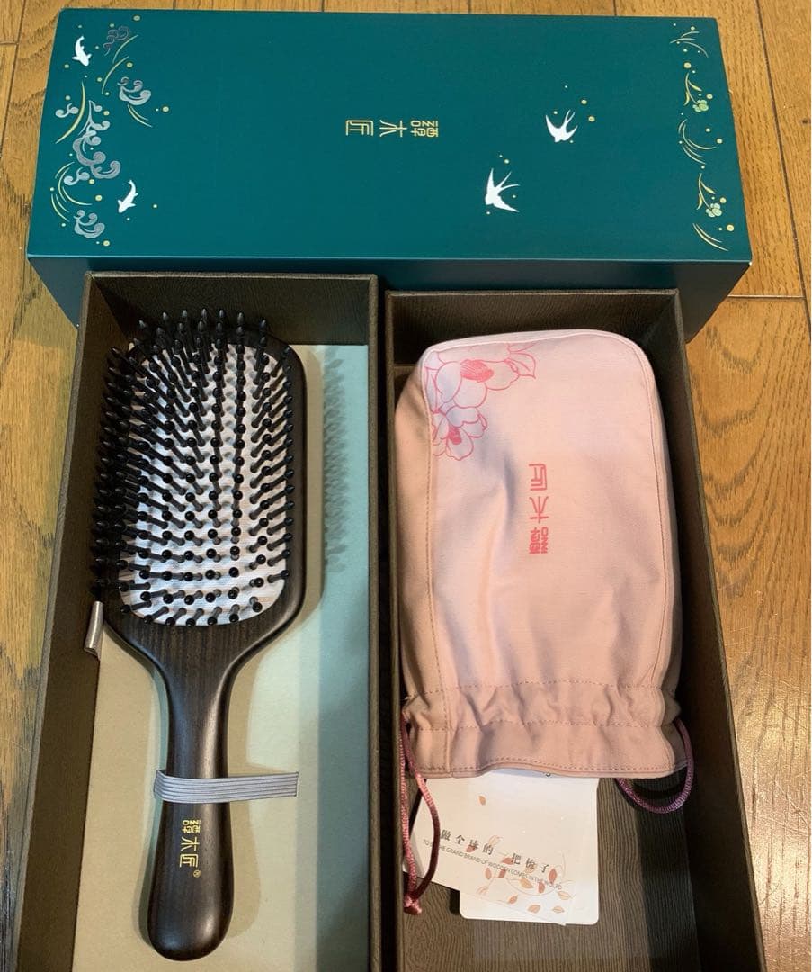 譚木匠 パドルブラシ　ヘアブラシ　ヘアケア　高級黒檀 木製 櫛　コーム