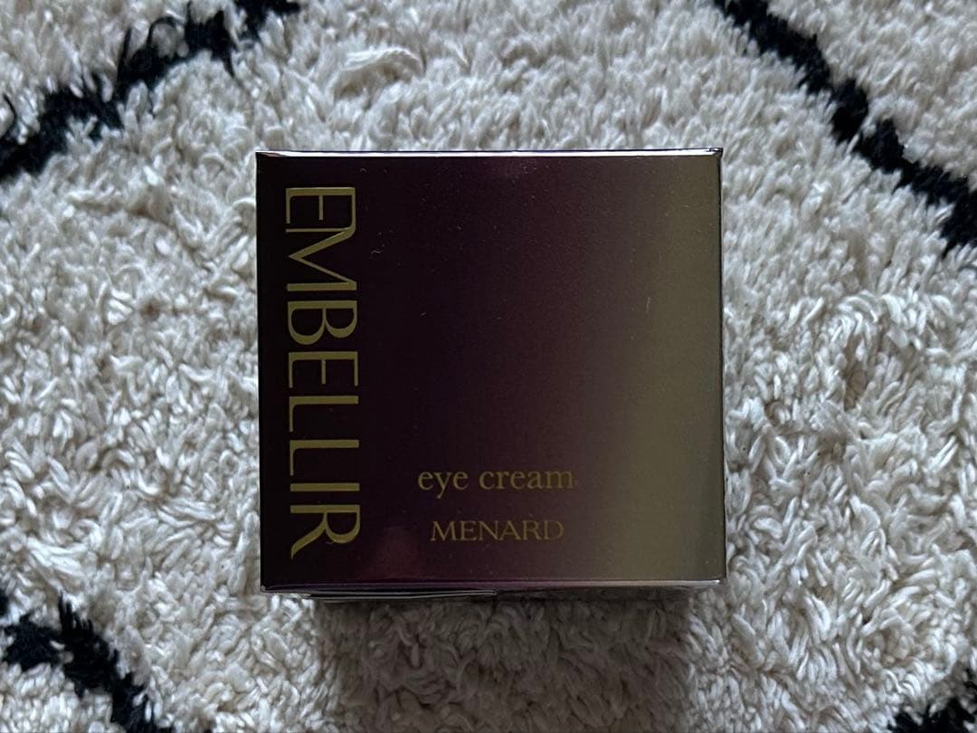 メナードエンベリエアイクリーム