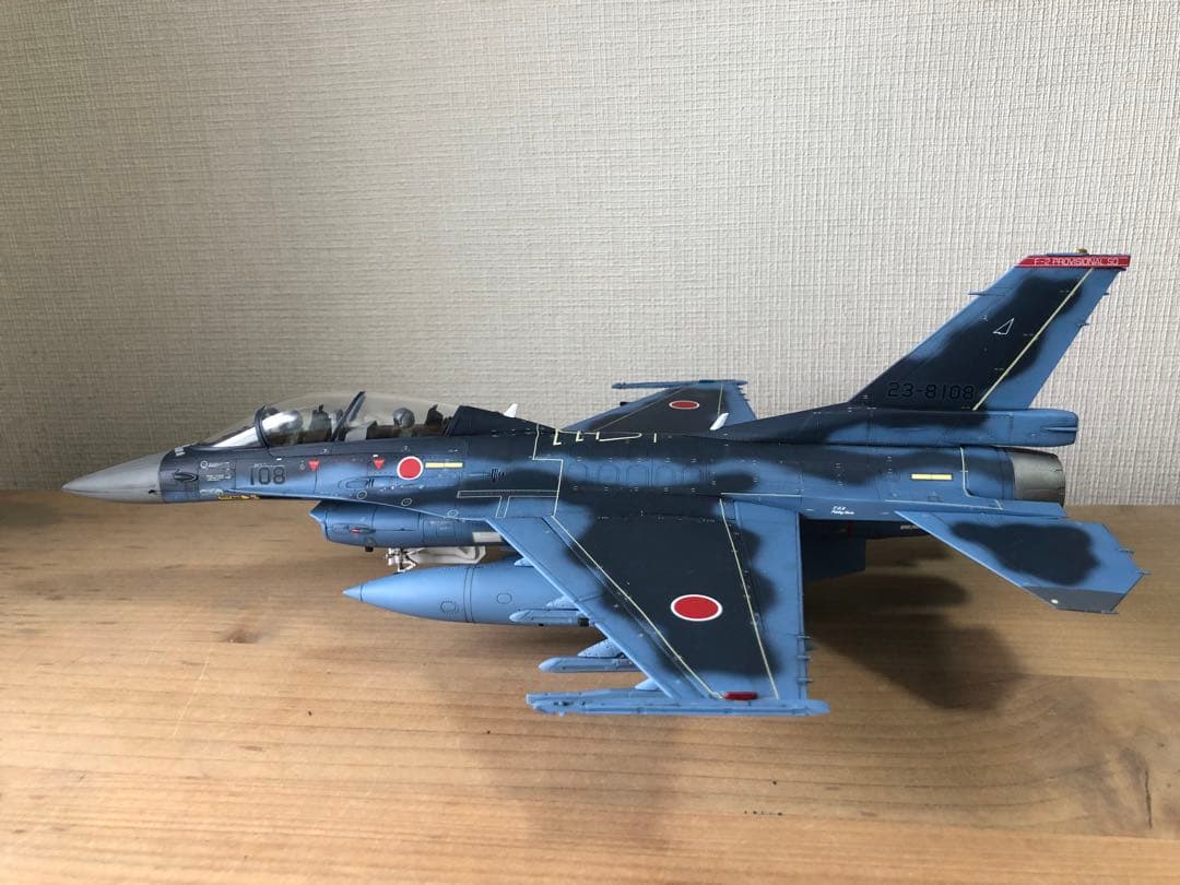 ○訳あり品○ 航空自衛隊　F-2B プラモデル