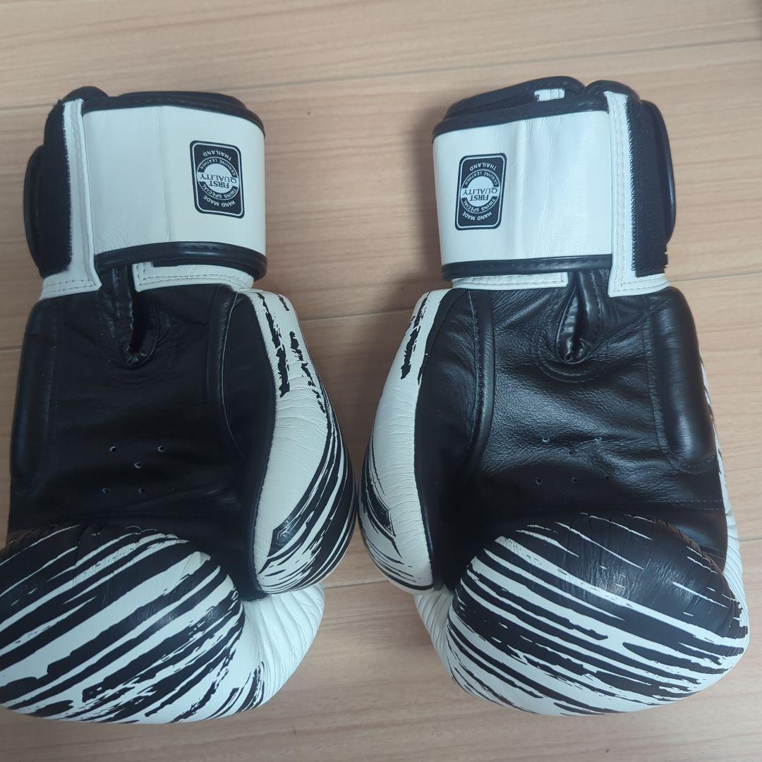 TWINS ボクシンググローブ ホワイト/ブラック