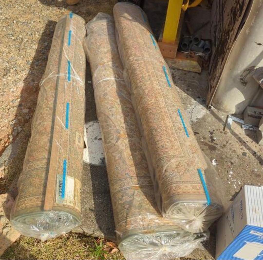 ベルギー(170×230)上質ラグ,絨毯(淡いブルーグレー)