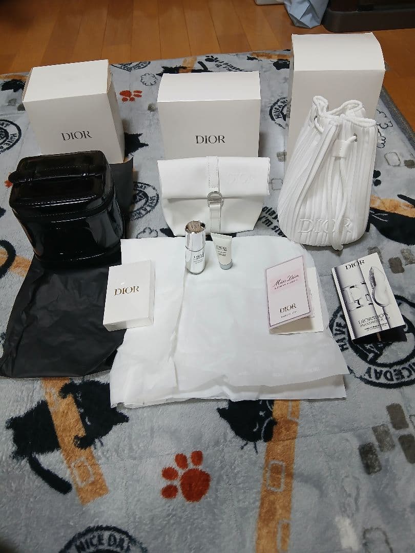 Dior ディオール トランプ ポーチ 美容液 巾着　オファー　バニティポーチ