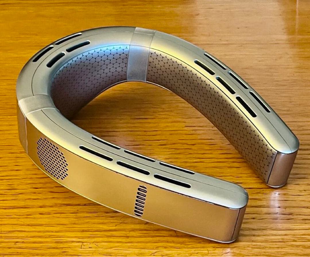 TORRAS COOLIFY Cyber、シルバー　美品