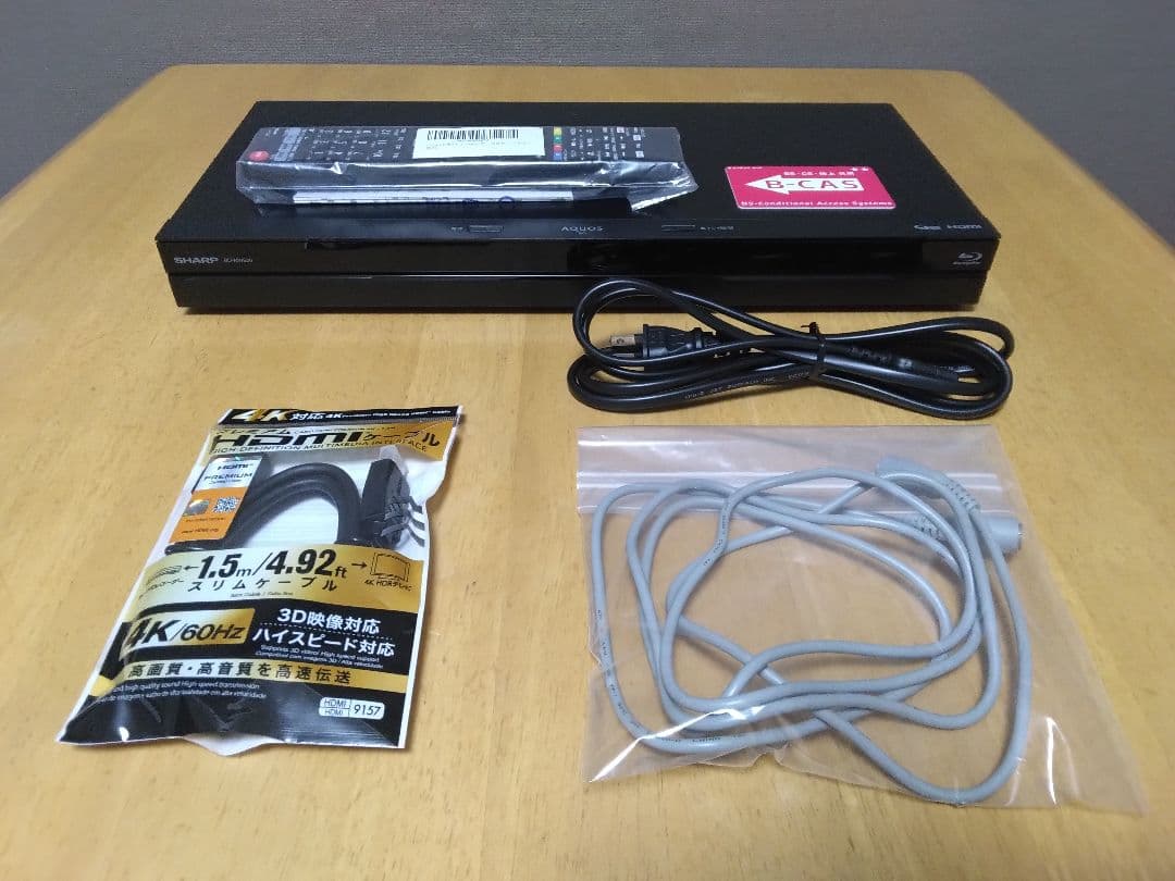 SHARP AQUOSブルーレイBDーNW520 2番組同時録画　保証付き