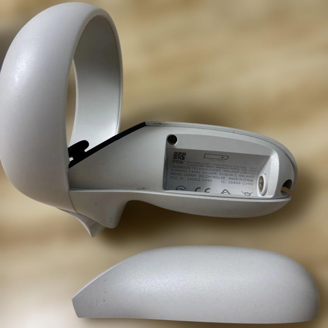 ジャンク Quest 2 VRヘッドセットとコントローラー