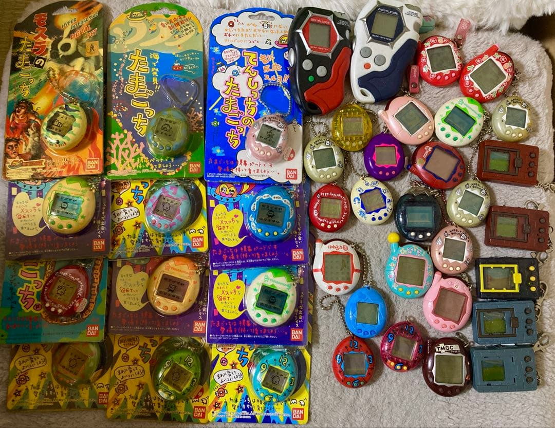 【ジャンク】たまごっち デジモン てんしっち 海で発見 モスラ他 40種類セット