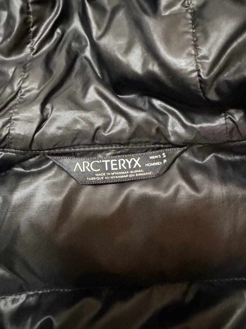 ARC'TERYX ダウンジャケット 黒　セリウム　フーディー　メンズS