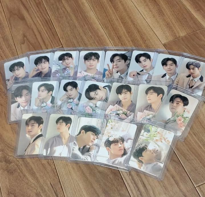 ▽ ASTRO ウヌ トレカ