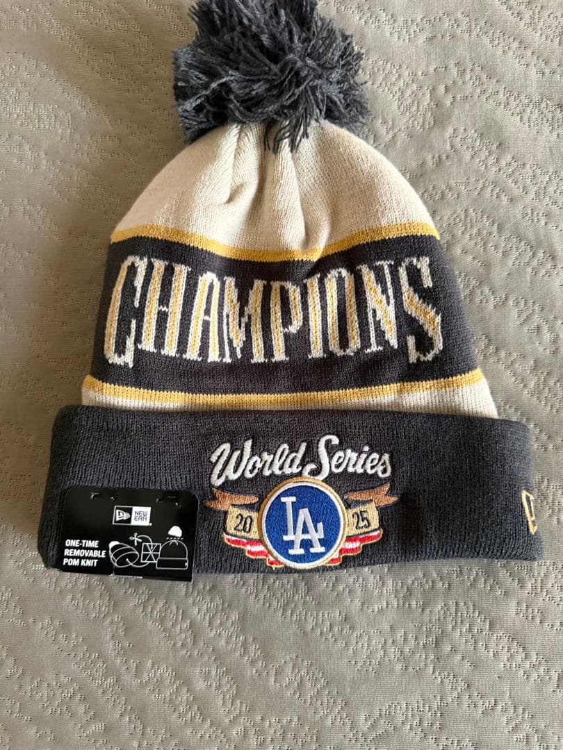 ドジャース　2025 ワールドチャンピオン　ニット帽　アメリカ購入