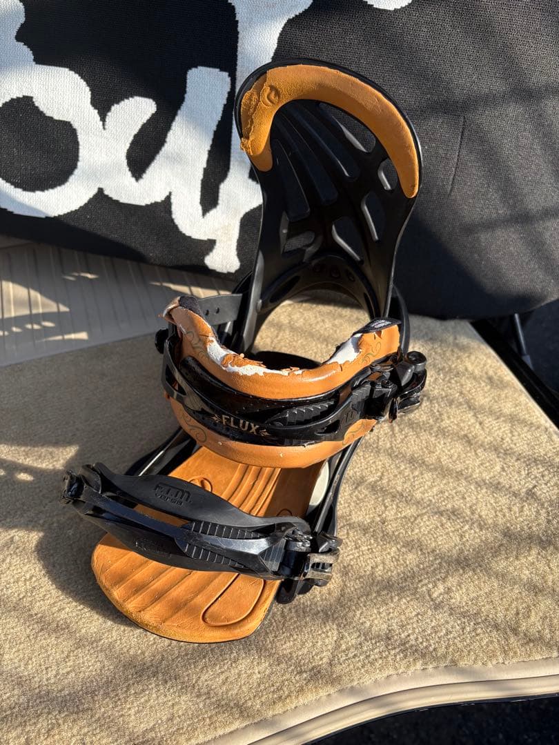 FLUX スノーボードビンディング ブラック/ブラウン