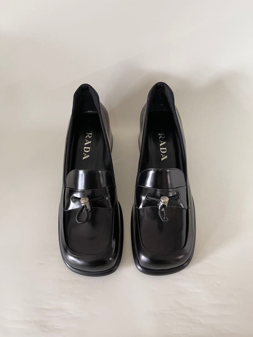 未使用保存品Pradaプラダ ブラックレザー ローファー革靴 パンプス