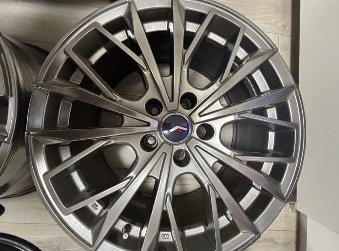 レアマイスター エルエフ ファース 18インチ8jインセット39 レクサスNX