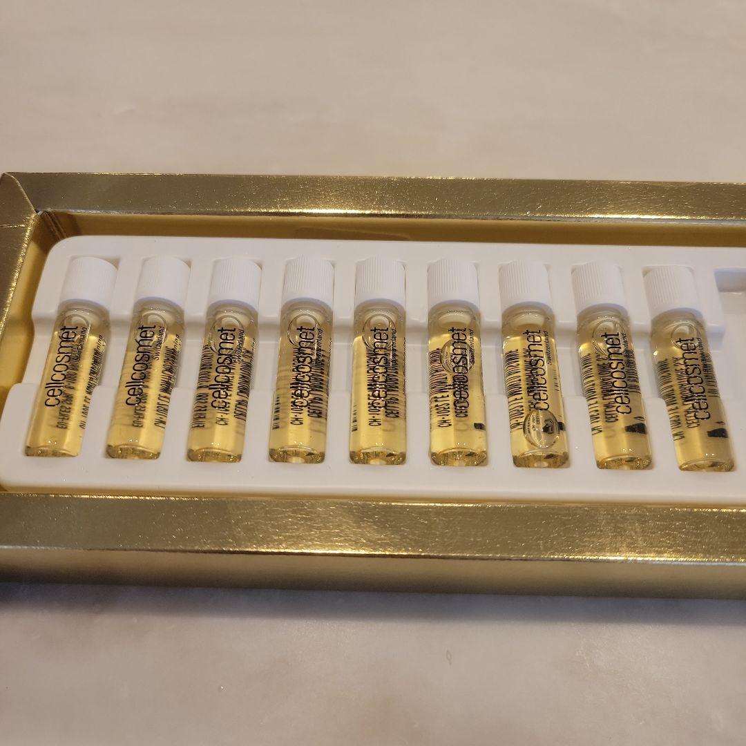 セルコスメ　ULTブライトニングエラストコラジェン 9本