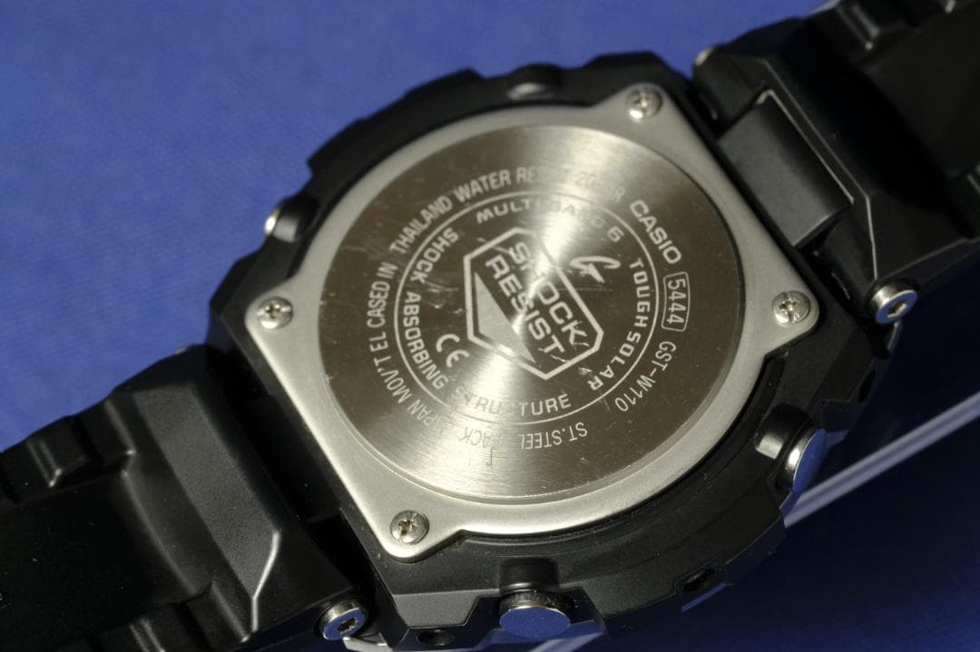 【良品】G-SHOCK GST-W110 電波ソーラー 二次電池新品 (211)