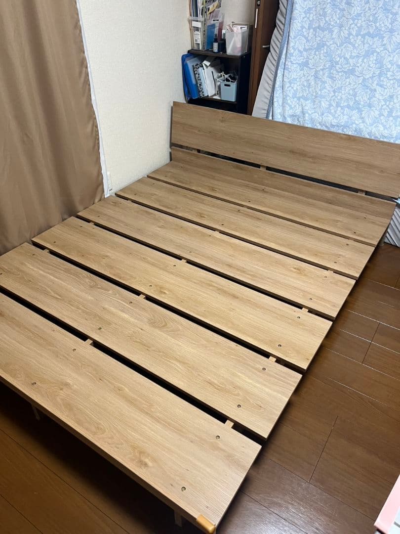 ダブルベッドフレーム lowya