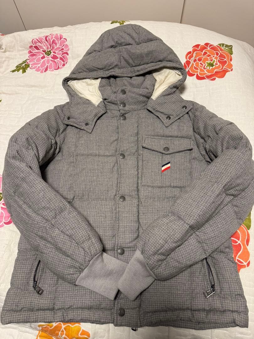 MONCLER 希少なグレー チェック柄 ダウン⇒三日月