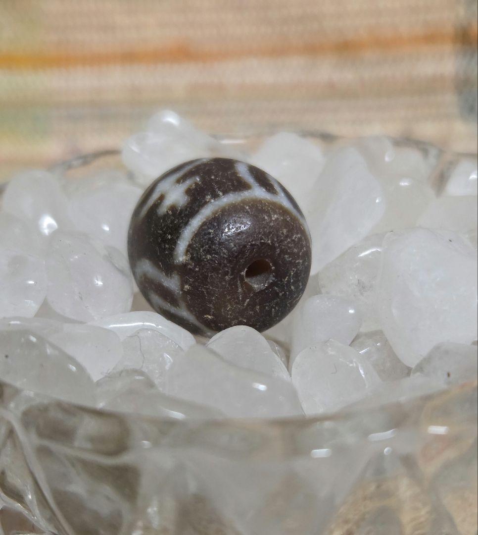 053　天珠　楕円形　長壽寶瓶蓮花天珠　dzibeads！