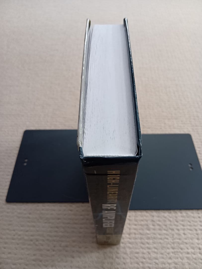 洋書 HIGH-LINEARITY RF AMPLIFIER DESIGN