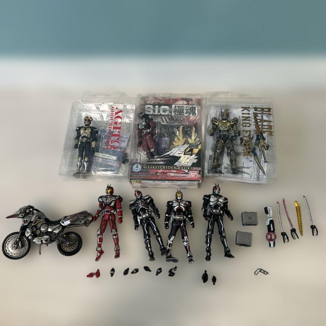k*u様 t926 SIC極魂 仮面ライダー フィギュアまとめて