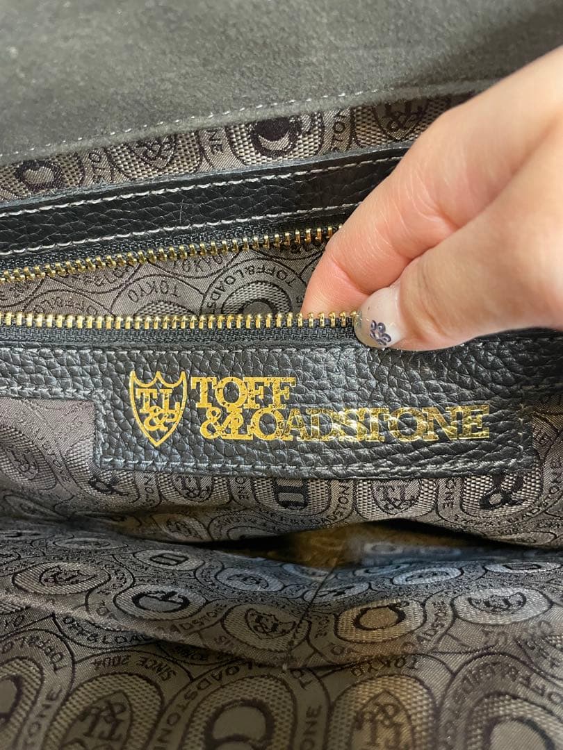 TOFF&LOADSTONE レザーバッグ　黒　ブラック