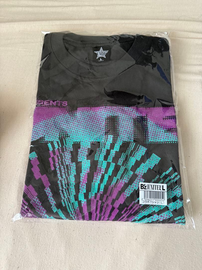 B'z UNITE#2 ×ONEOKROCK Tシャツ