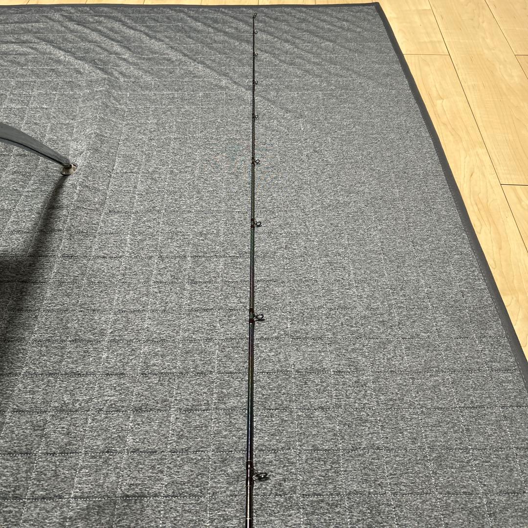 18ワールドシャウラスーパーレッド1652r-3